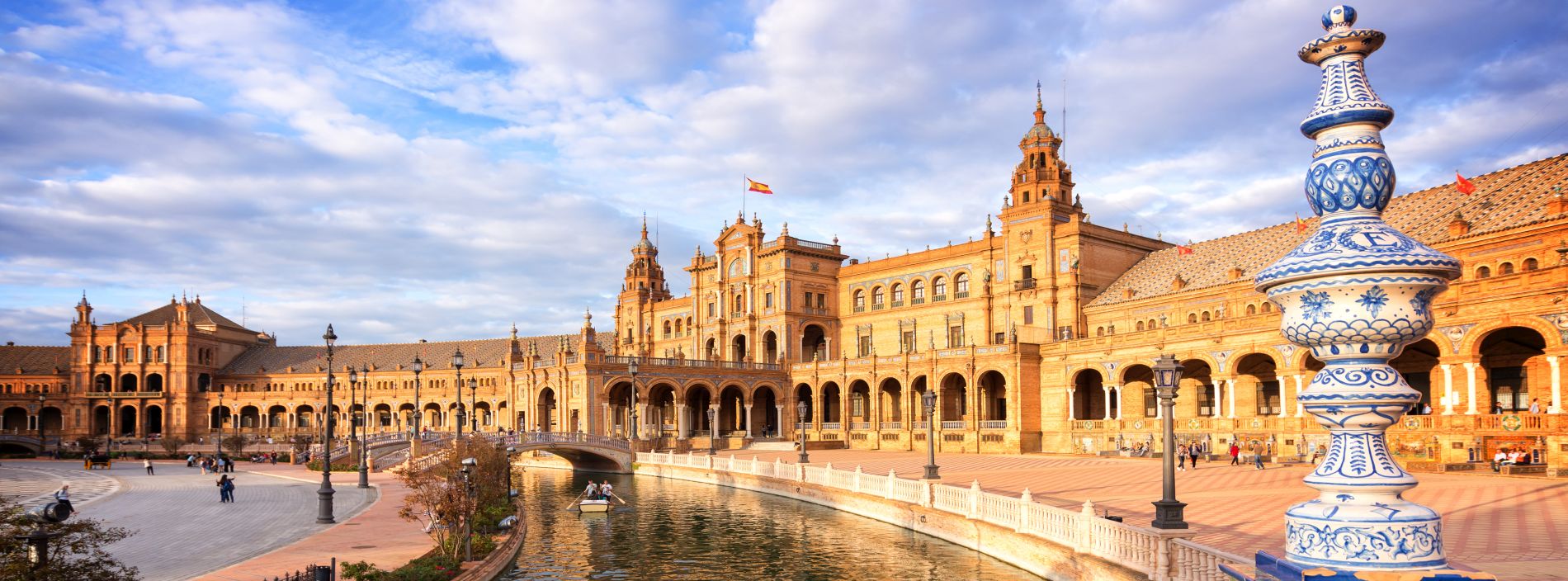 SEVILLAI VÁROSLÁTOGATÁS – ANDALÚZ HANGULATOK fotó