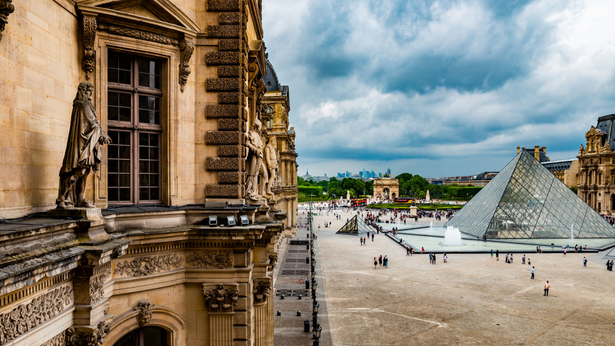 A Louvre rejtélyes történetei - OTP Travel Utazási Iroda