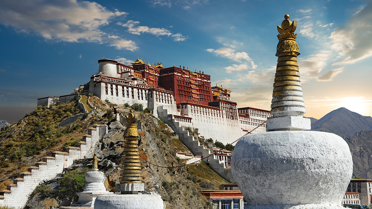Tibet csillaga, a Potala palota - OTP Travel Utazási Iroda
