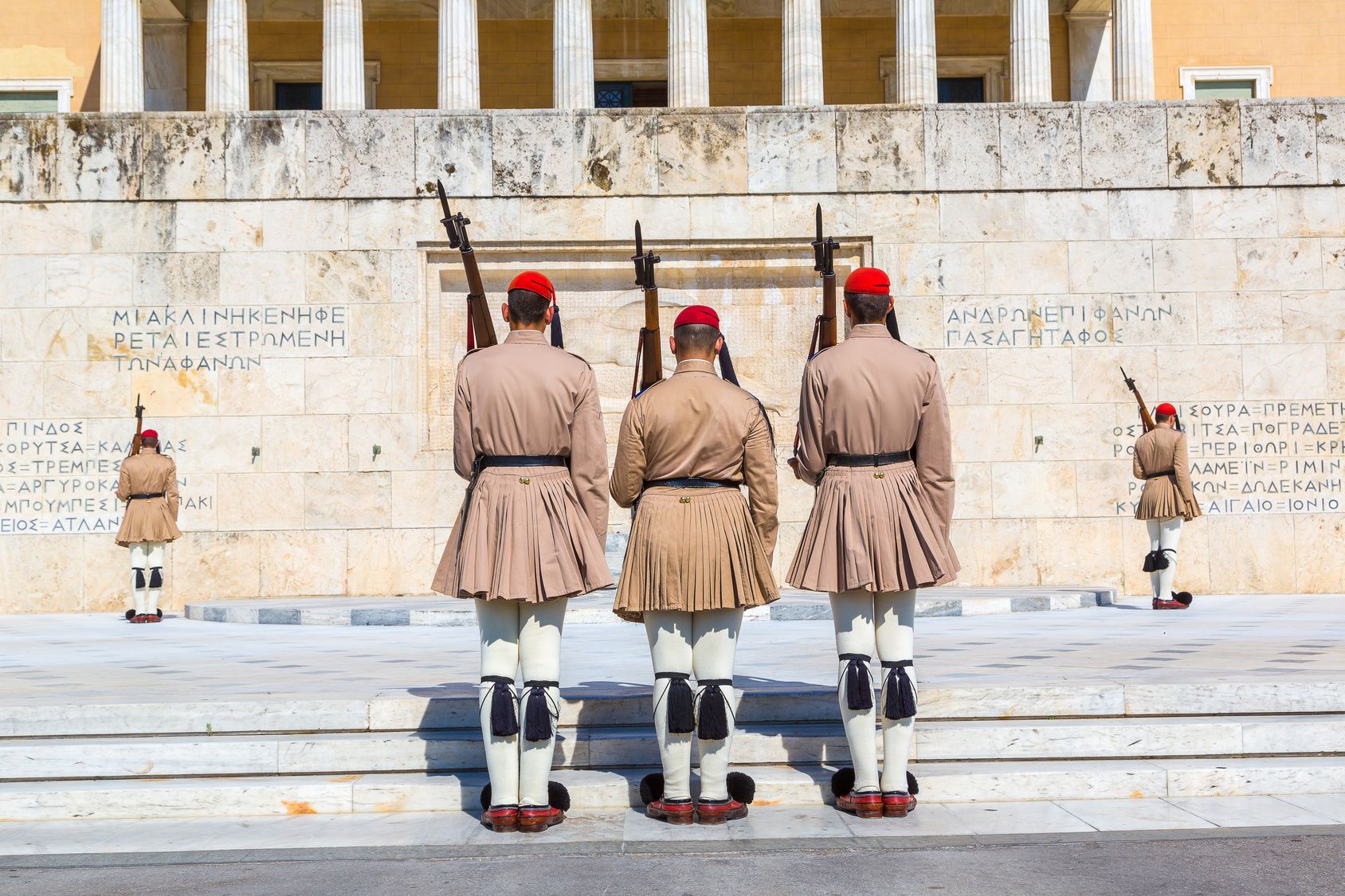 Athen Parlament örségvaltás - Görögországi utazás - OTP Travel Utazási Iroda