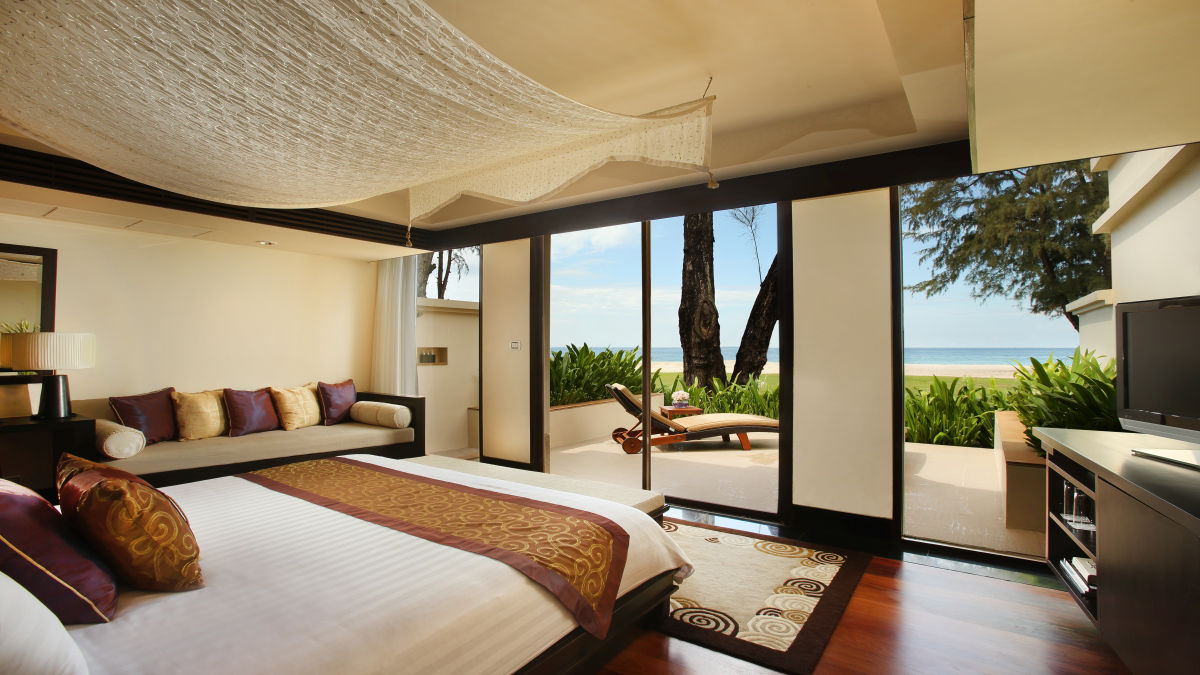 Pool villa