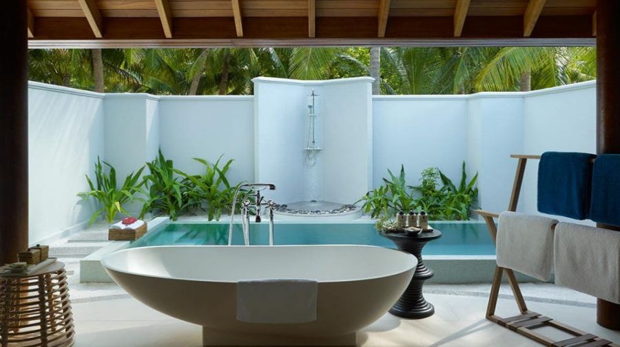 Beach villa medencével