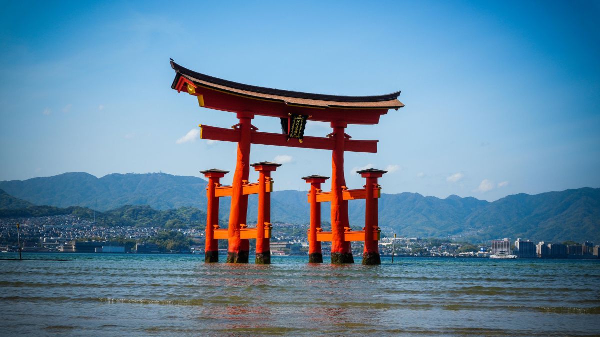 Miyajima-Itsukushima kegyhely