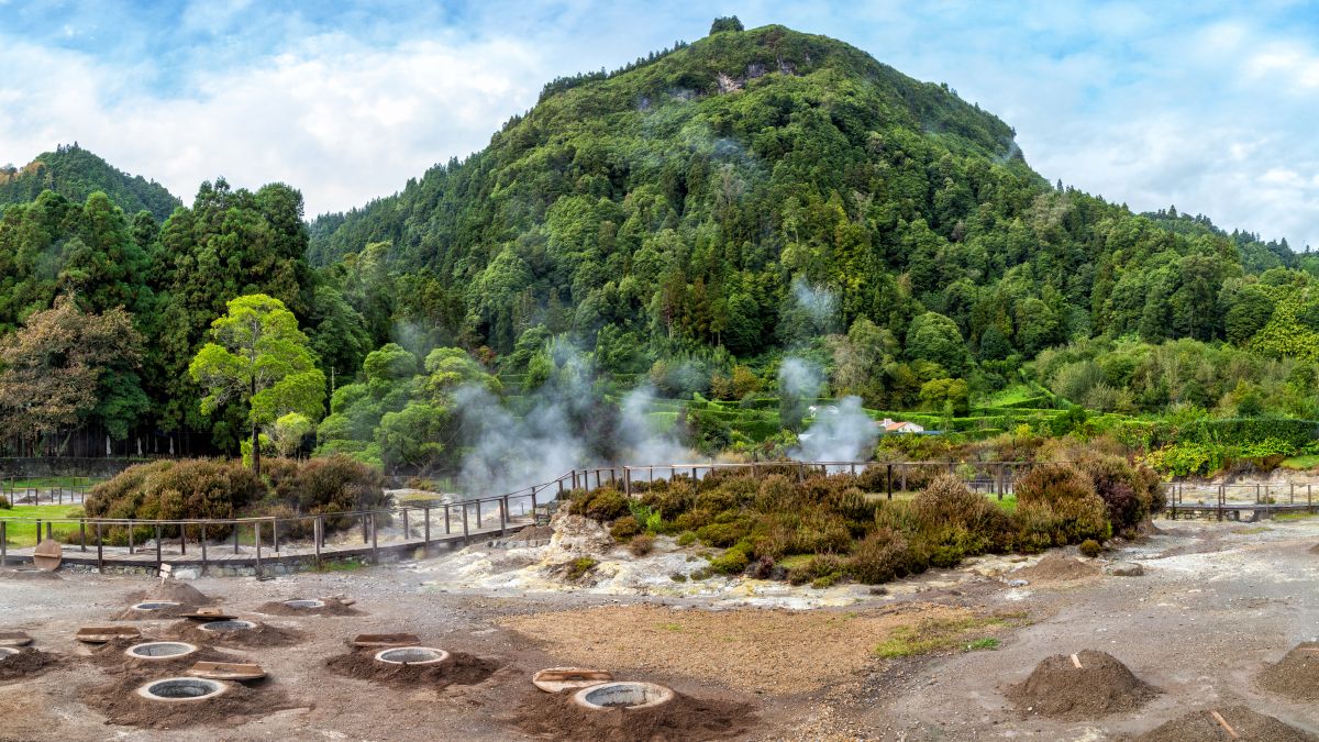 Furnas