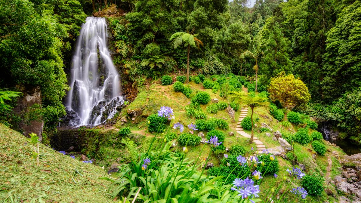Ribeira dos Caldeirões