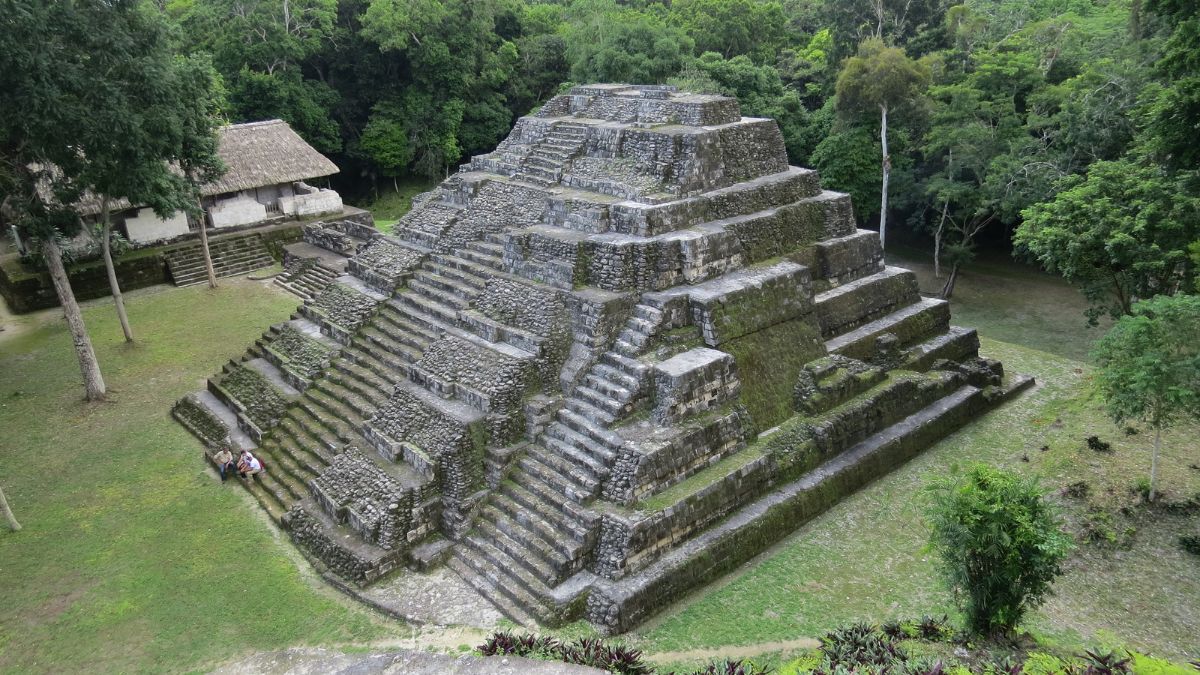 Yaxhá 