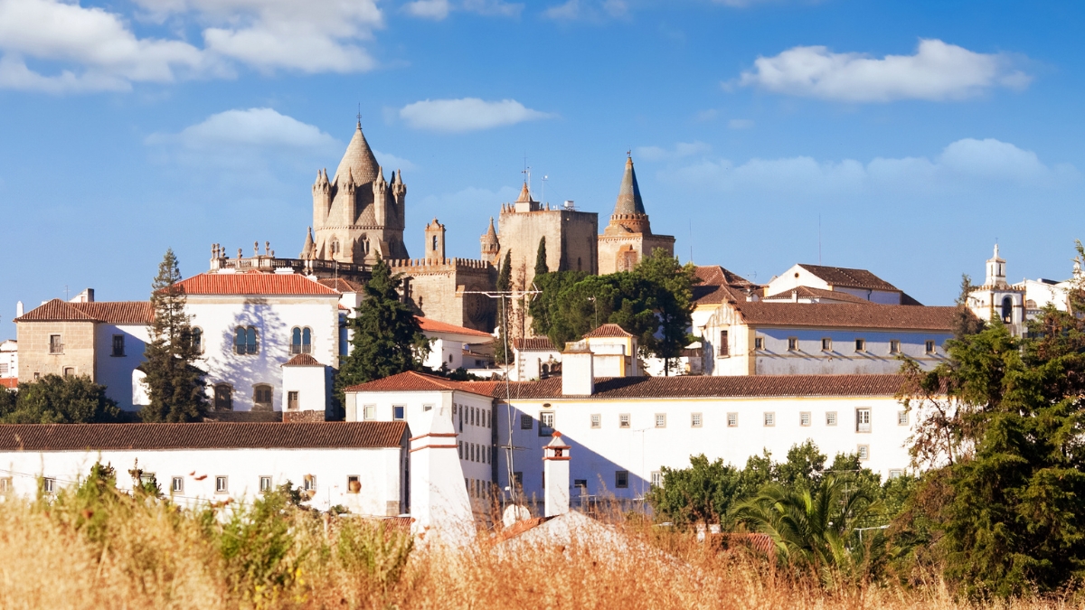 Évora 
