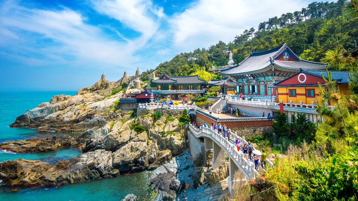 Yonggungsa buddhista templom