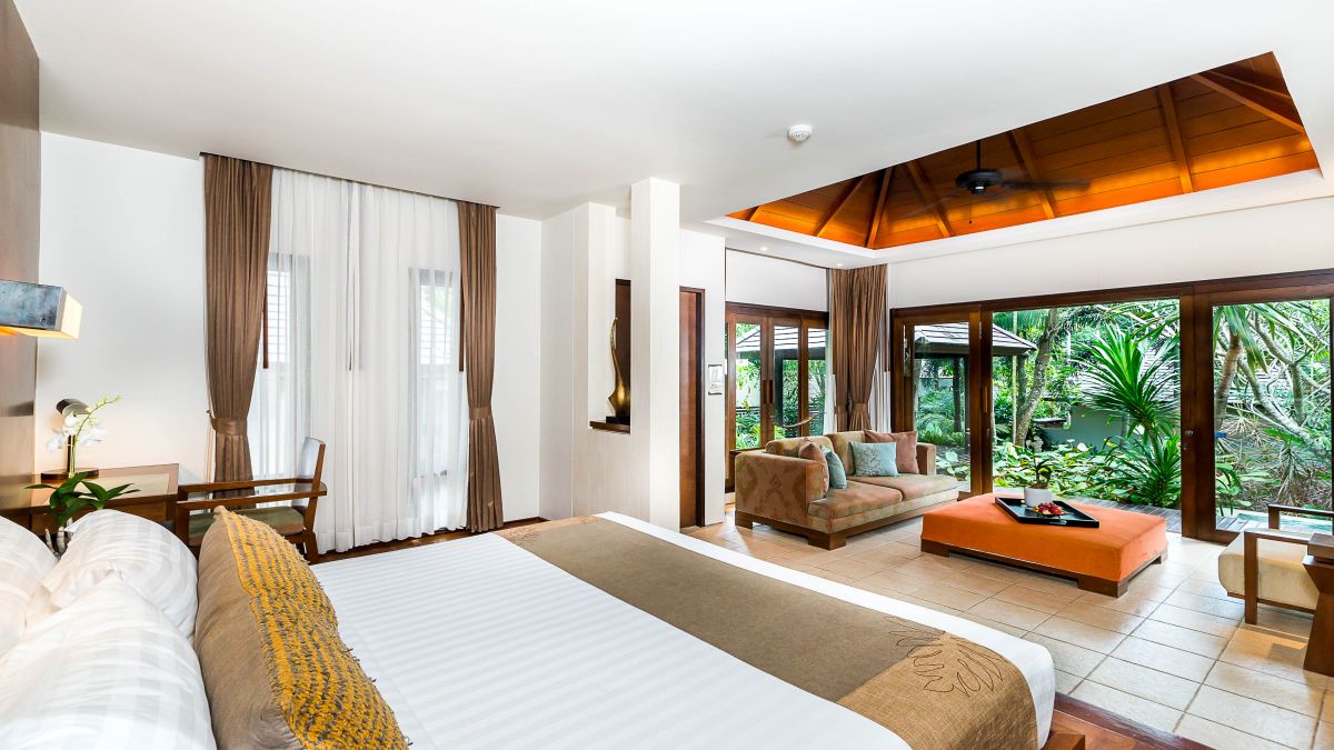 Garden Suite with Jacuzzi