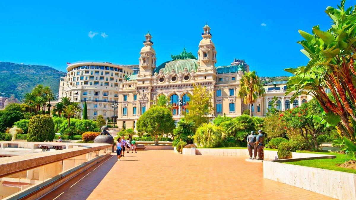 Monte-Carlo
