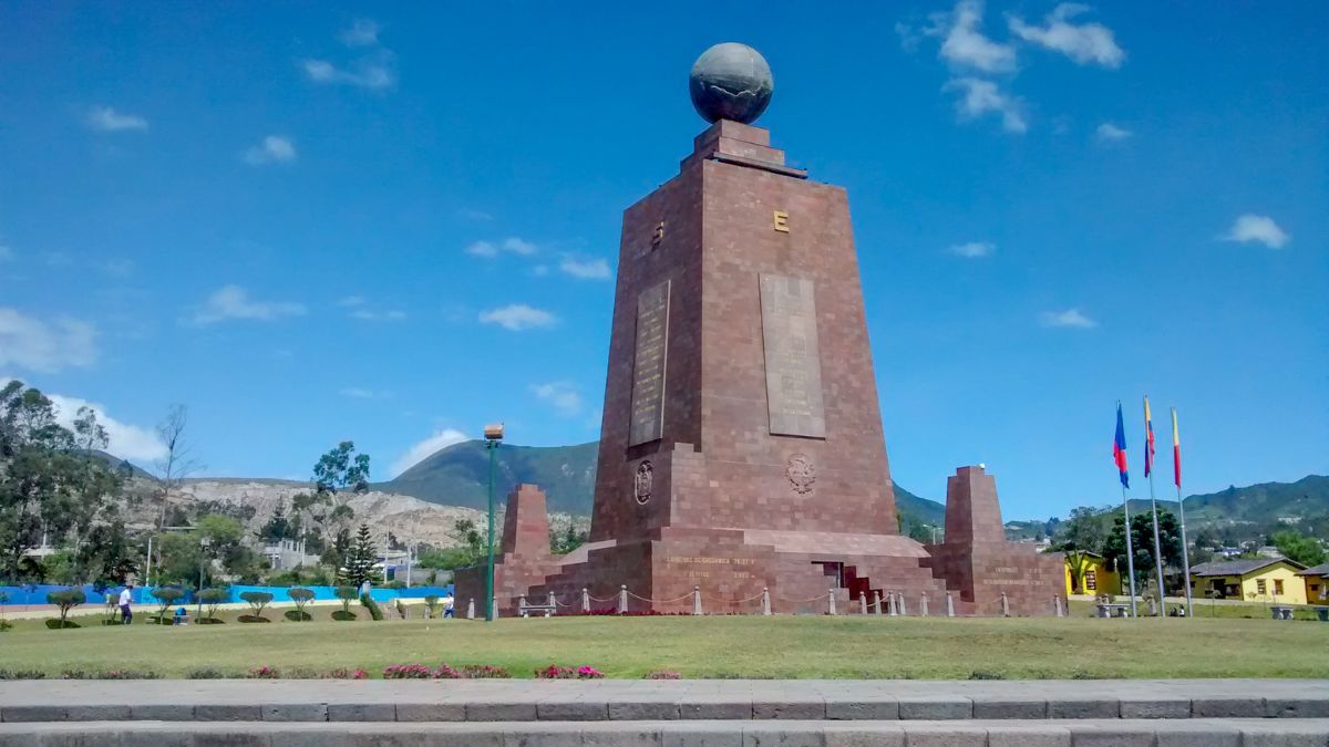 Quito, Világ Közepe Emlékmű