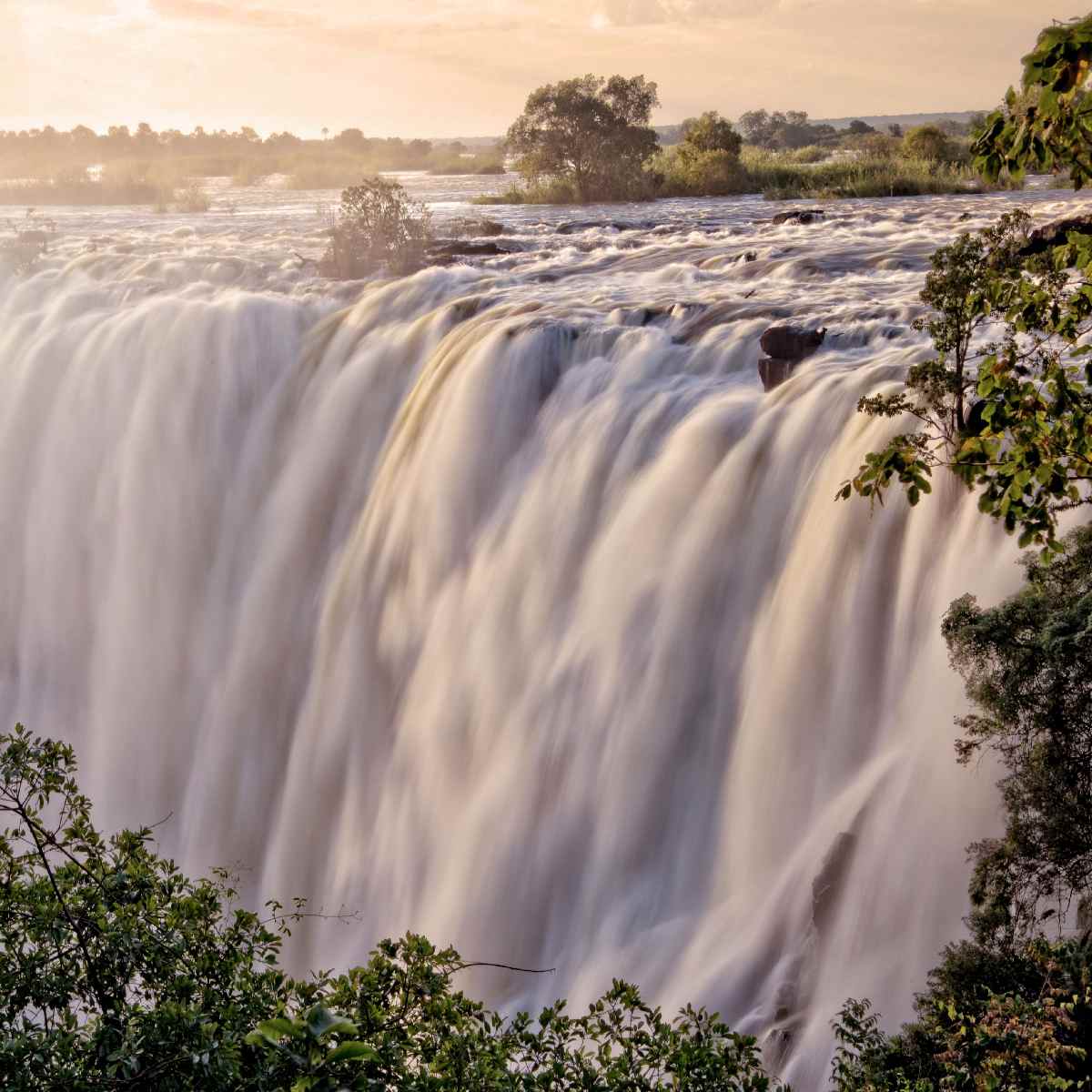Botswana és Zimbabwe - Dél-Afrika csoportos szafari. Fedezze fel Afrikát az OTP Travel utazásán!