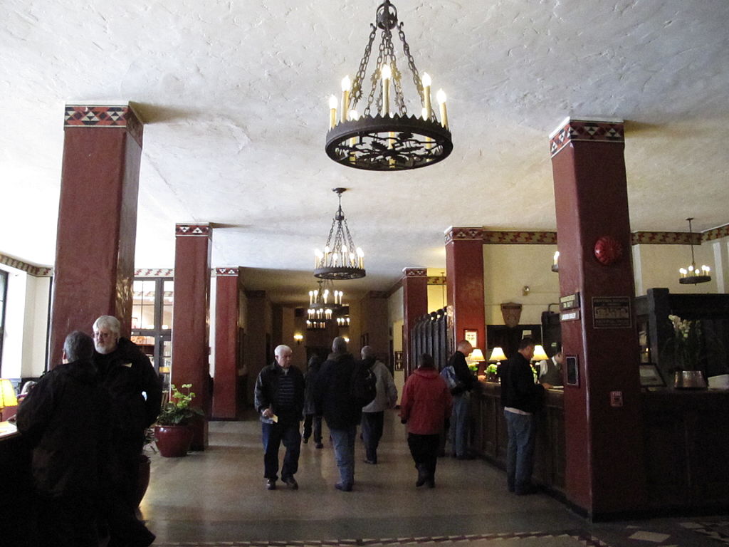 Ahwahnee Hotel - Lobby