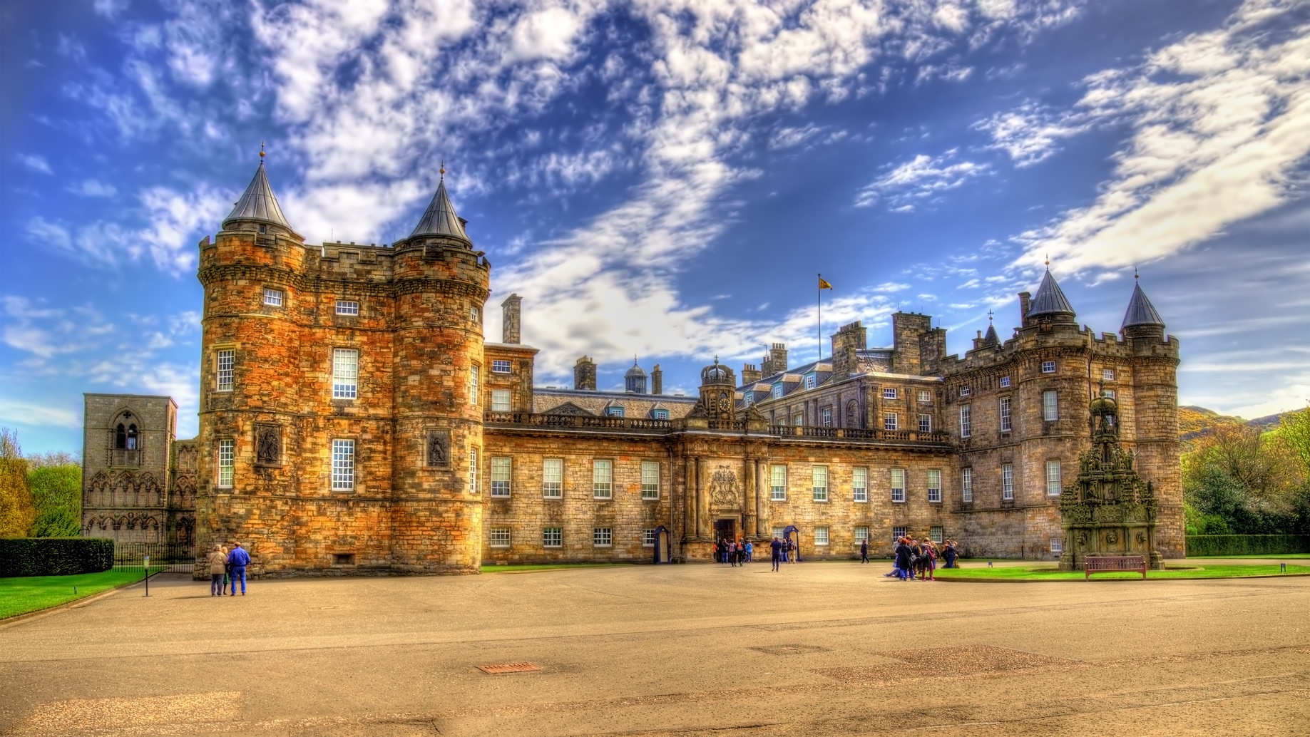 Edinburgh - Holyroodhouse - OTP Travel Utazási Iroda