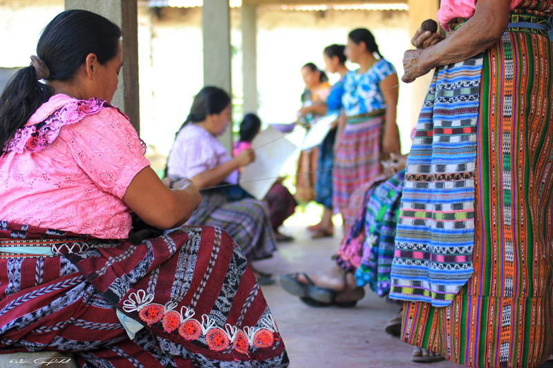 Guatemala | Látogatás a San Juan La Laguna-i szövőasszonyoknál - OTP Travel Utazási Iroda