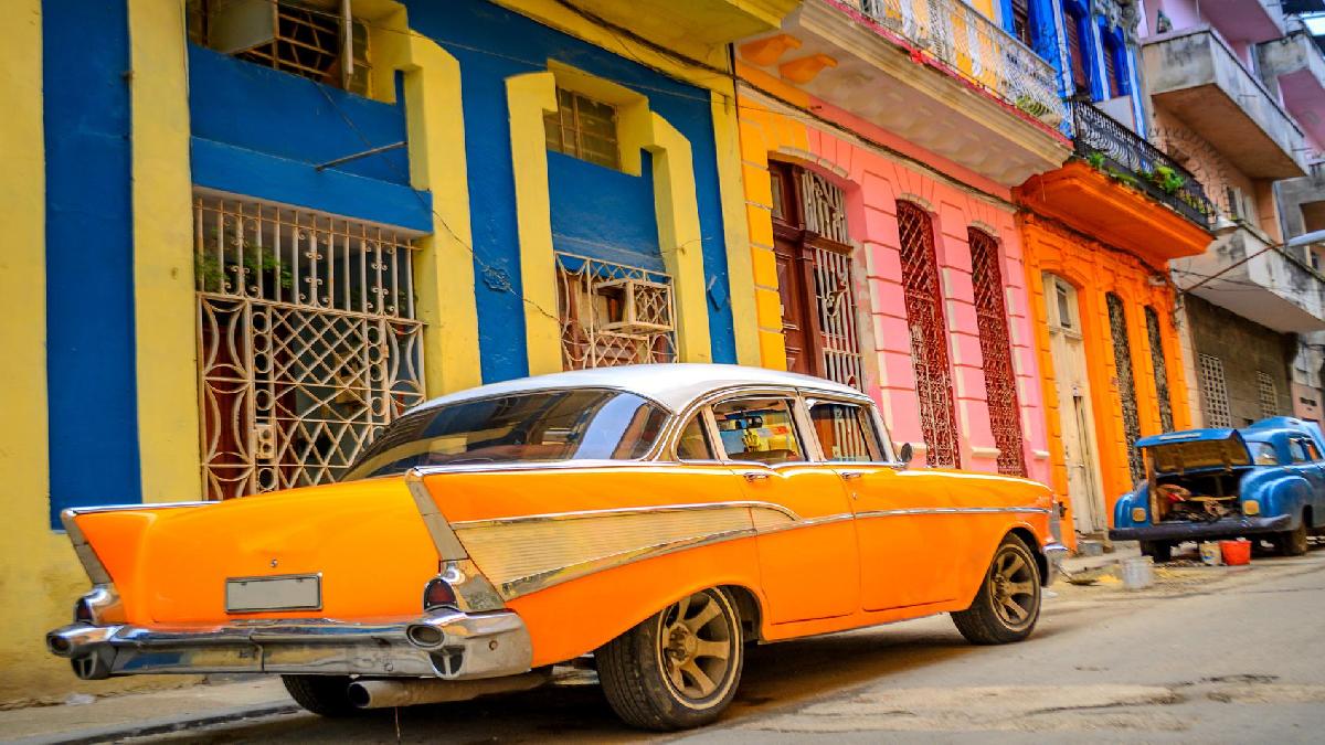 Kuba - Havanna - utazás - nyaralás - oldtimer - üdülés - tengerpart