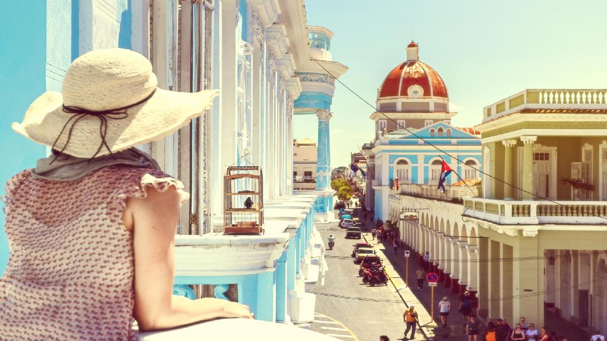 Kuba - Havanna - tengerpart - üdülés - oldtimer - nyaralás - utazás