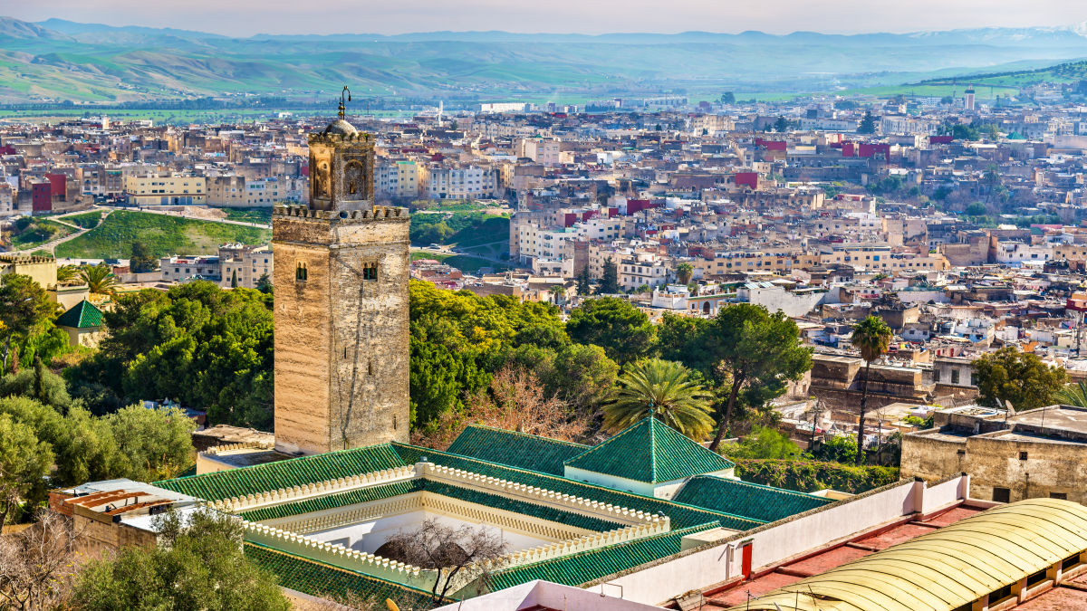 https://www.otptravel.hu/userfiles/Inspiraciok/marokko/fez/1-marokko-fez-Mosque-at-Bab-Guissa-Gate.jpg