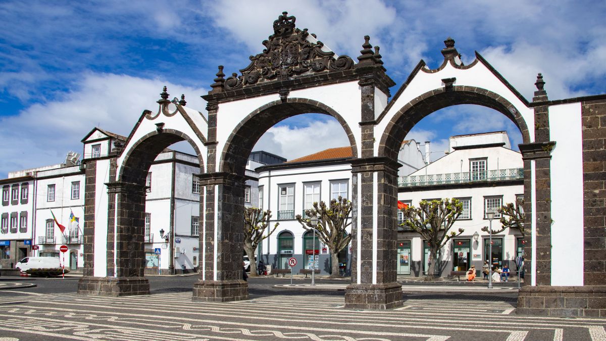 Azori-szigetek - csoportos körutazás három szigeten Sao Miguel, Faial, Pico - Portugália körutazás - OTP Travel utazási iroda
