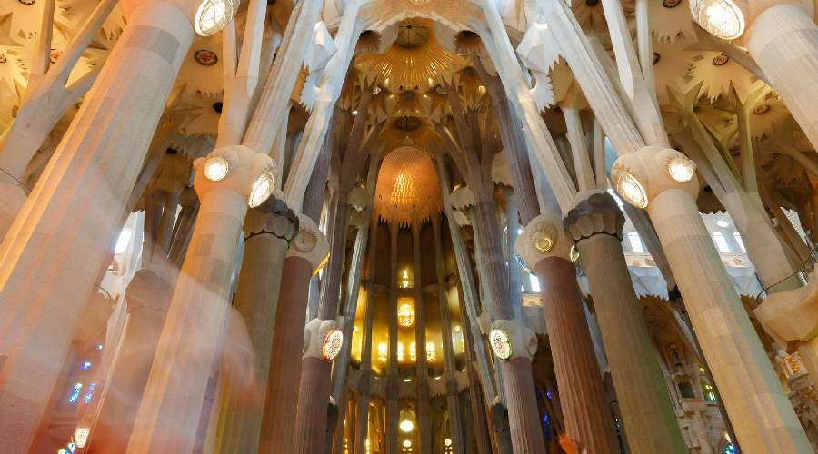 Barcelonai tavasz-nyár Barcelona tavasszal-csoportos városlátogatás | OTP TRAVEL Utazási Iroda